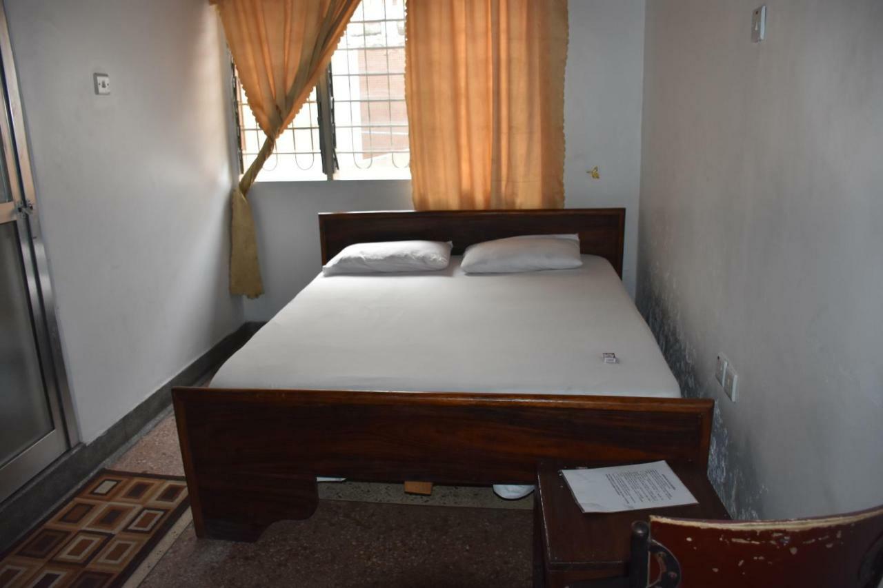 Kituri Royal Annex Bed and Breakfast Dar es Salaam Eksteriør billede