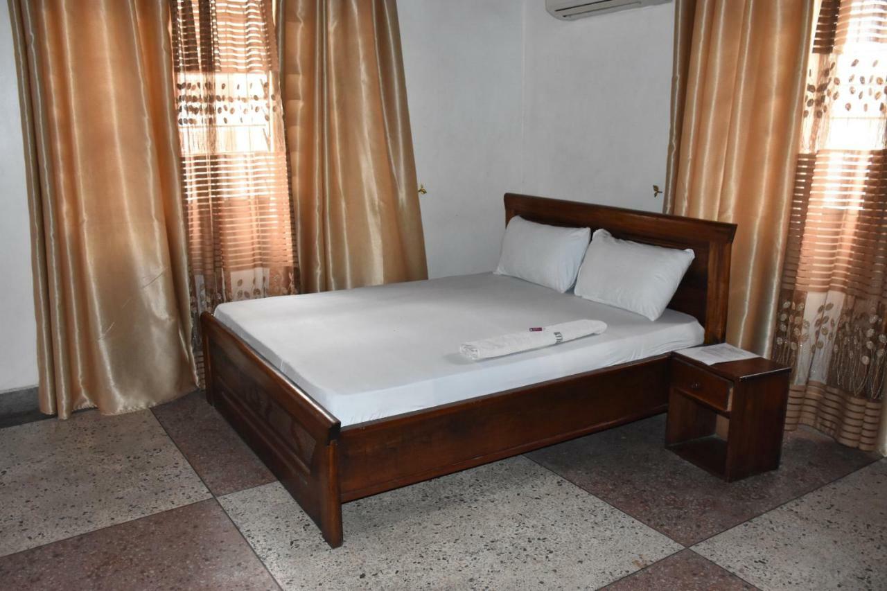 Kituri Royal Annex Bed and Breakfast Dar es Salaam Eksteriør billede