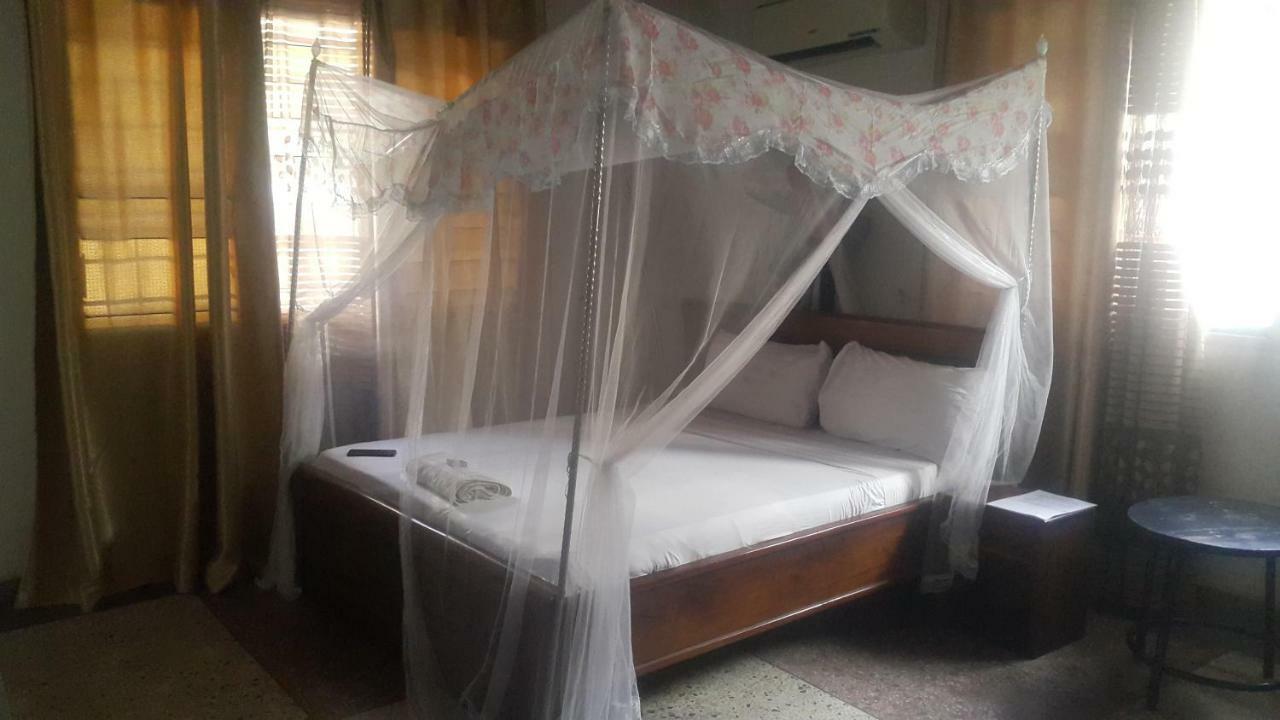 Kituri Royal Annex Bed and Breakfast Dar es Salaam Eksteriør billede