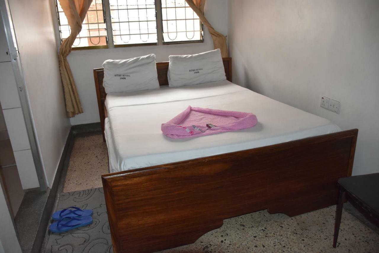 Kituri Royal Annex Bed and Breakfast Dar es Salaam Værelse billede